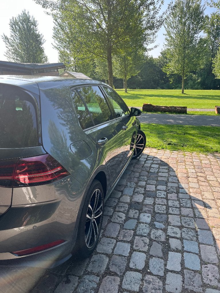 Volkswagen Golf 1.4 Ehybrid 204pk DSG 2020 Grijs, Auto's, Plug-in hybride, 1395 cc, Start-stop-systeem, 149 pk