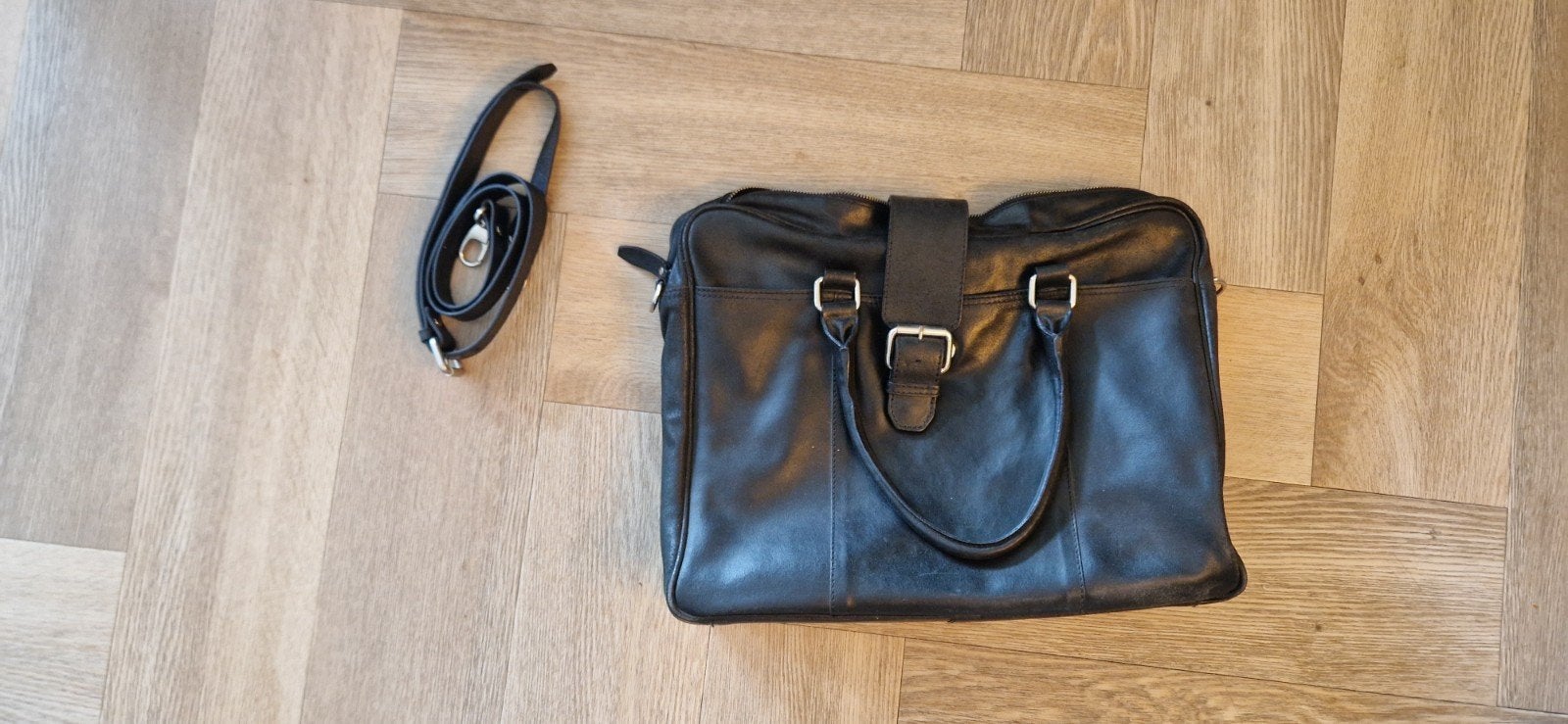 Zwarte Laptoptas - Echt Leer - Goede Staat, Gebruikt, Overige typen, Zwart, Ophalen