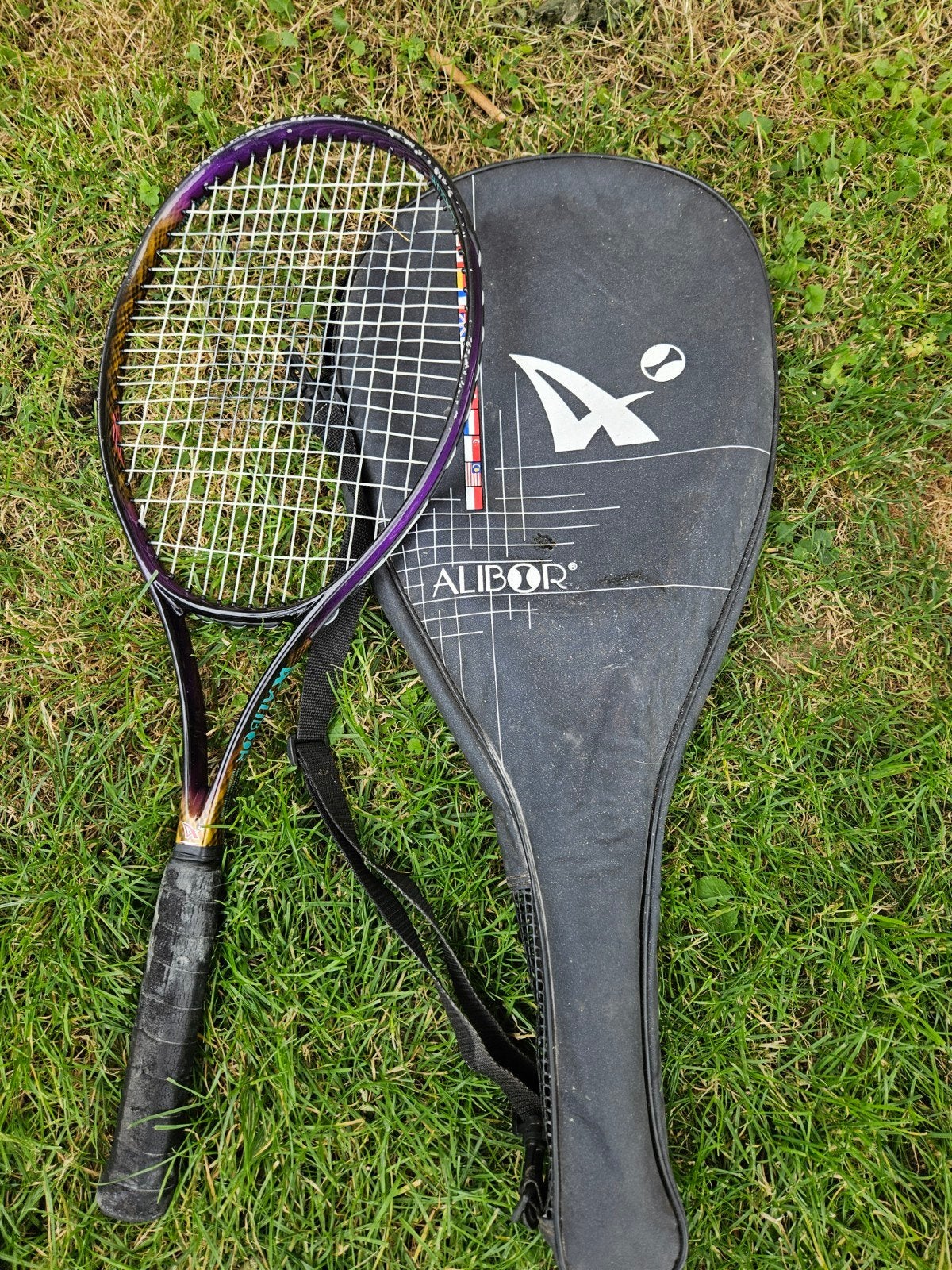 Alibor Tennisracket met hoes - Gebruikt, Ophalen of Verzenden