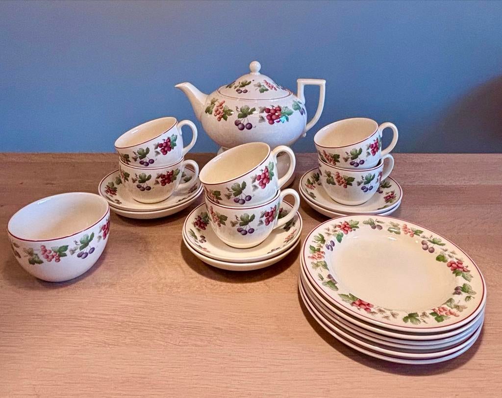 Wedgwood Queen's Ware Provence Servies - Theeservies, Ophalen