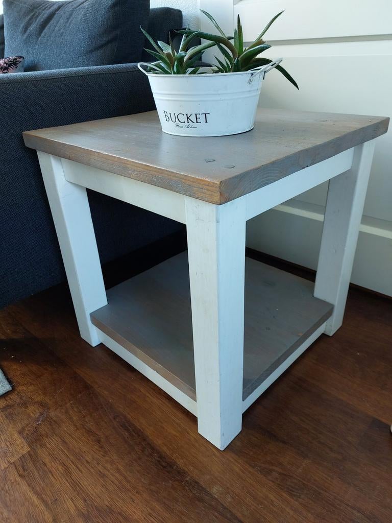 Twee unieke stevige vierkante salontafels, Ophalen, 50 tot 100 cm, 50 tot 75 cm, Vierkant