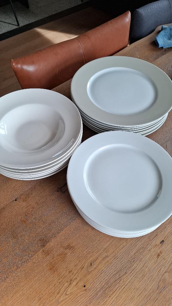 Servies, Huis en Inrichting, Keuken | Servies, Ophalen of Verzenden, Zo goed als nieuw, Bord(en), Overige stijlen
