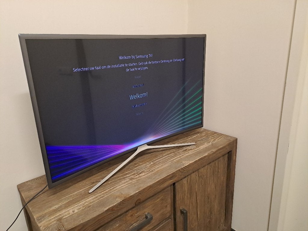 Samsung tv inclusief draaibare tv-beugel, Audio, Tv en Foto, Televisiebeugels, Ophalen, Gebruikt