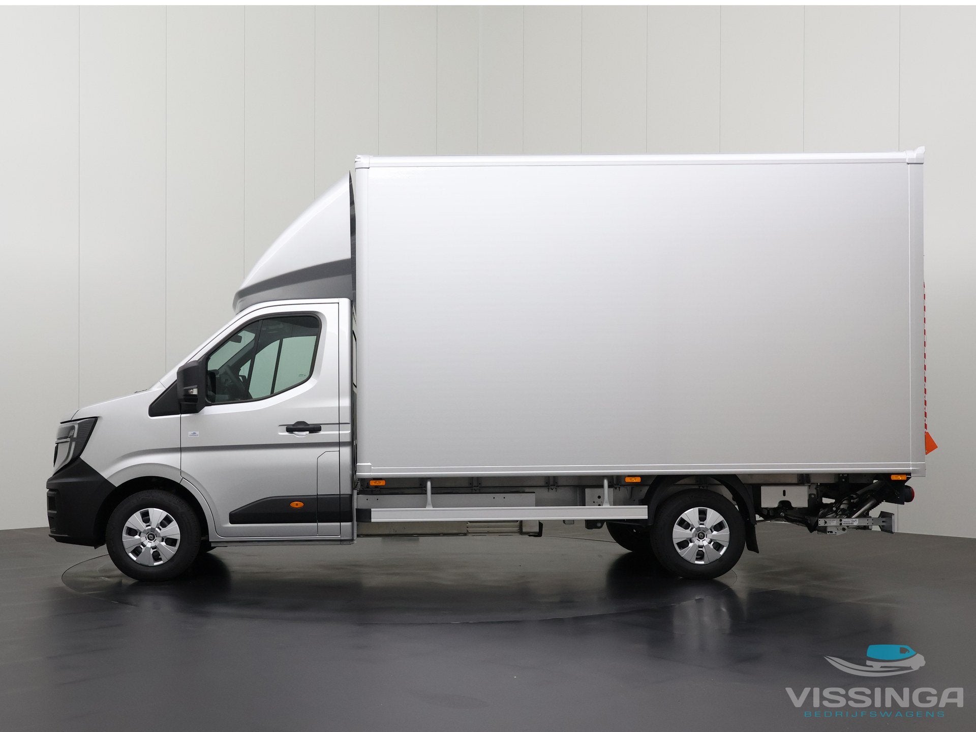 Renault Master E-Tech Bakwagen zilver 420x211x232 (20.5m3) 8, Auto's, Stof, Huisgarantie, 143 pk, Origineel Nederlands