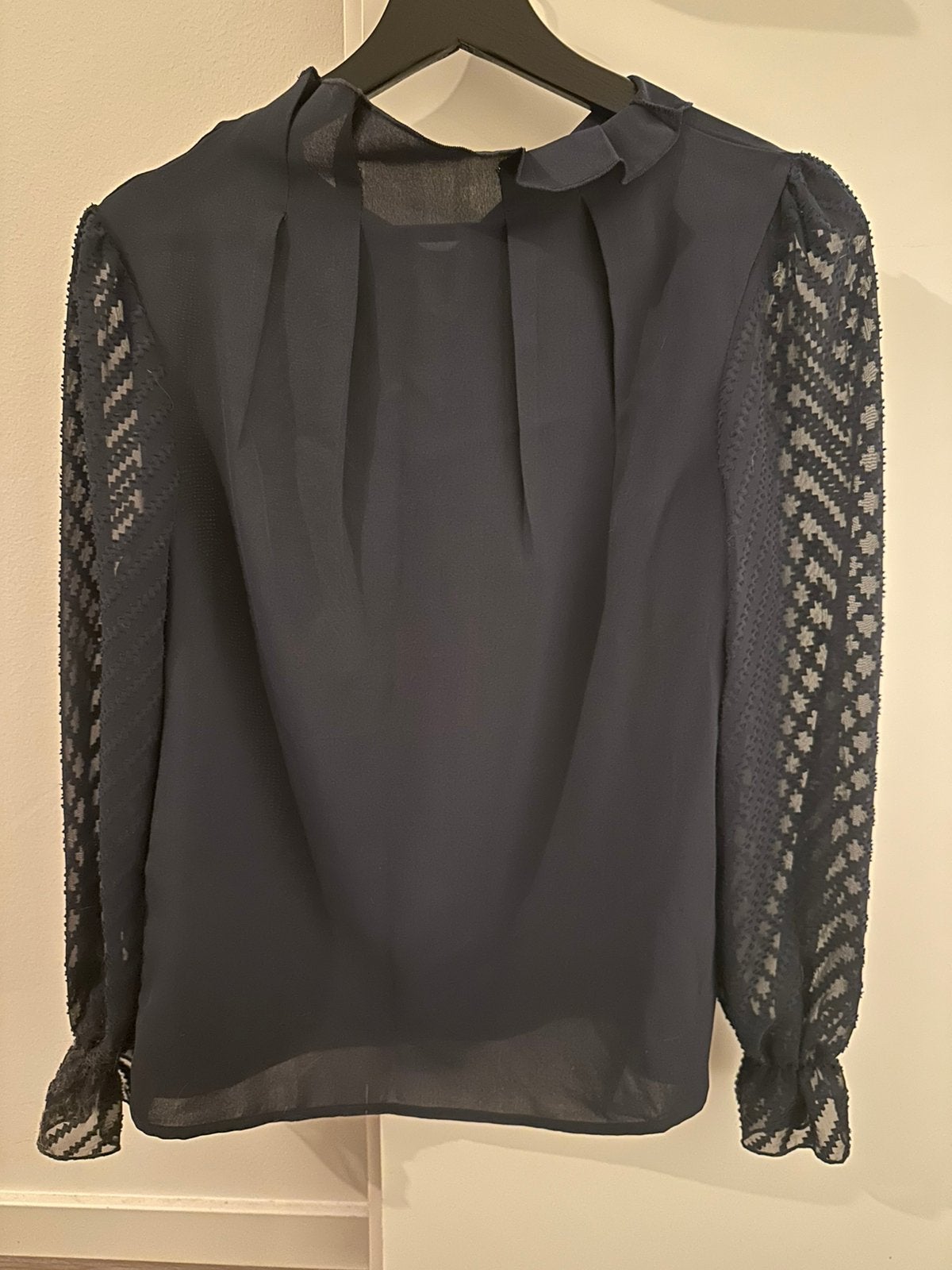 Dames blouse (navy blue) size XS, Kleding | Dames, Blouses en Tunieken, Ophalen of Verzenden, Zo goed als nieuw, Maat 34 (XS) of kleiner
