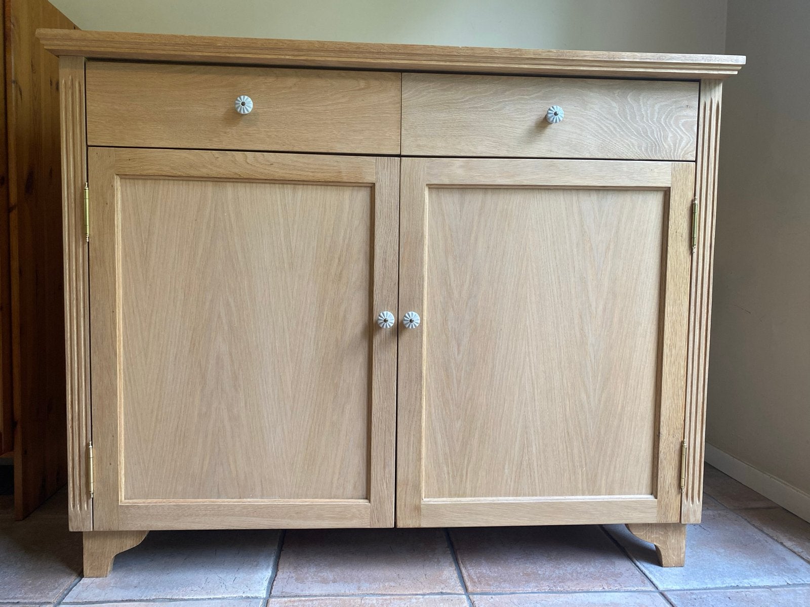 Massief whitewash eiken houten commode voor lange mensen, 50 tot 70 cm, 105 cm of meer, Ophalen of Verzenden, Commode