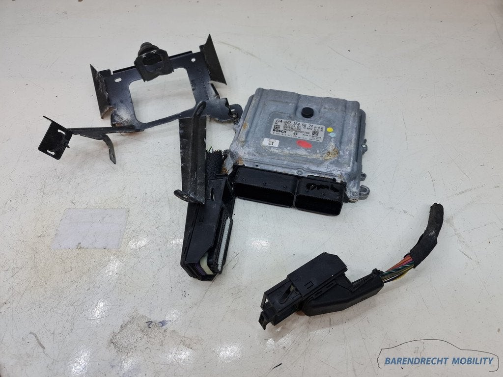 OM642 642 Mercedes Chrysler Jeep Dodge Pierburg ECU motorcom