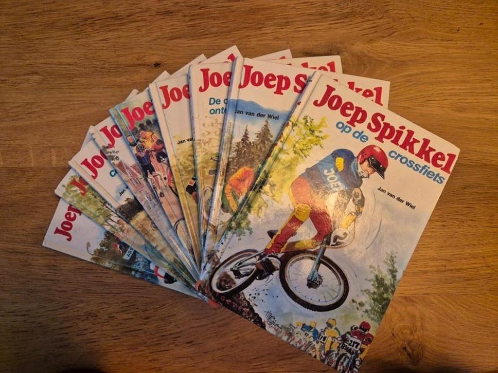 Joep Spikkel boekenreeks - 9 delen, Boeken, Ophalen of Verzenden, Gelezen, Jan van der Wiel, Fictie algemeen