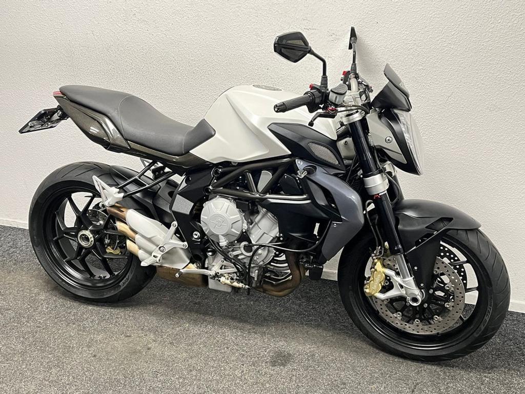 ️️MV Agusta BRUTALE 675 MV AGUSTA DEALER️, 675 cc, Motorrijbewijs A, MV Agusta, Bedrijf