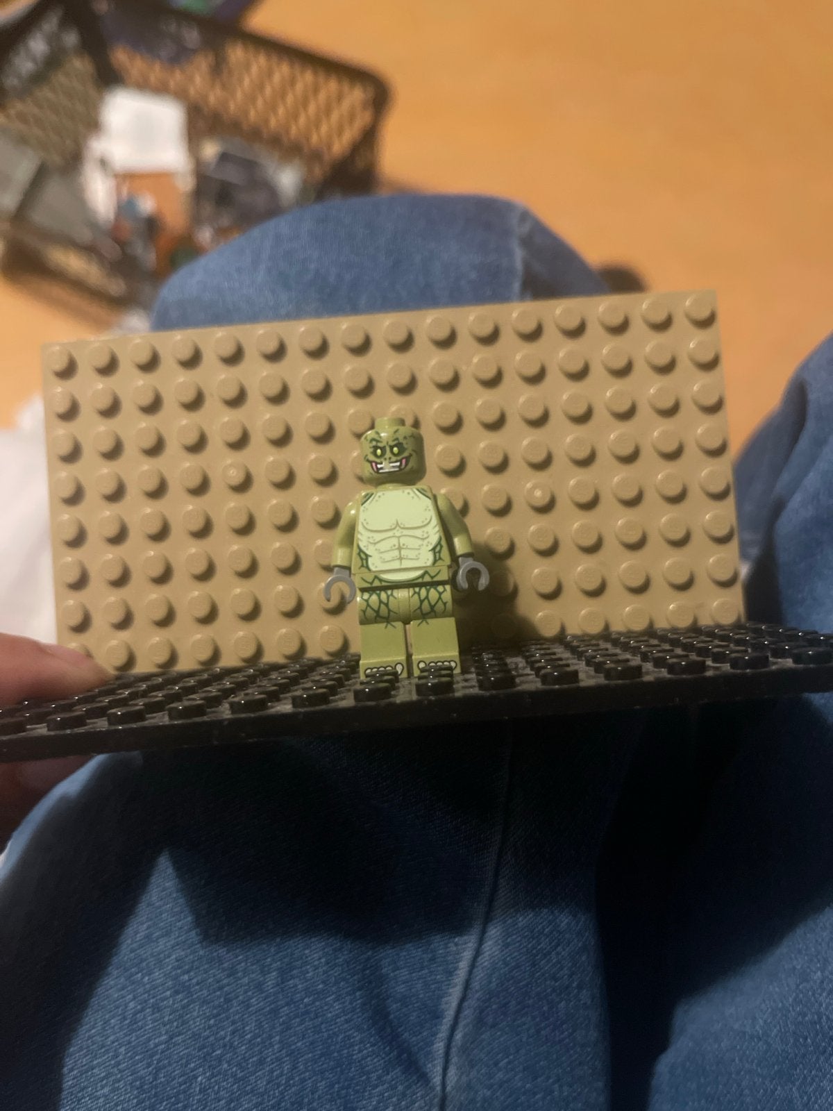 Lego minifiguur Killer Croc (licht beschadigd), Ophalen of Verzenden, Gebruikt, Overige merken