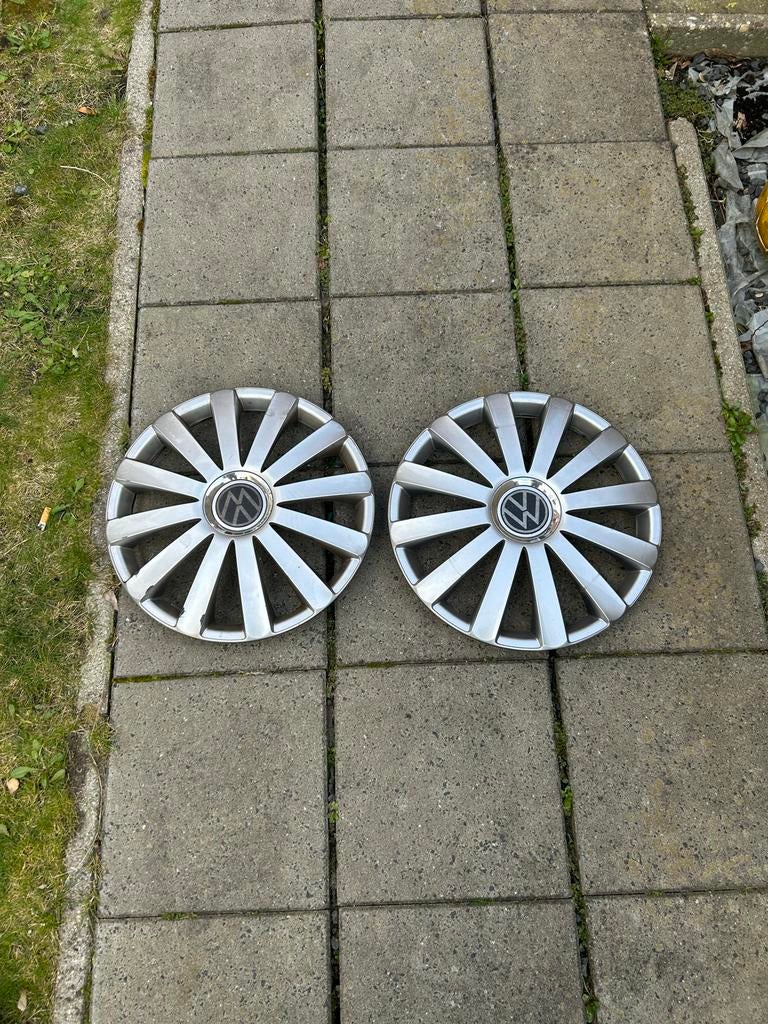 2x Volkswagen wieldoppen - Gebruikt, Ophalen of Verzenden, Gebruikt