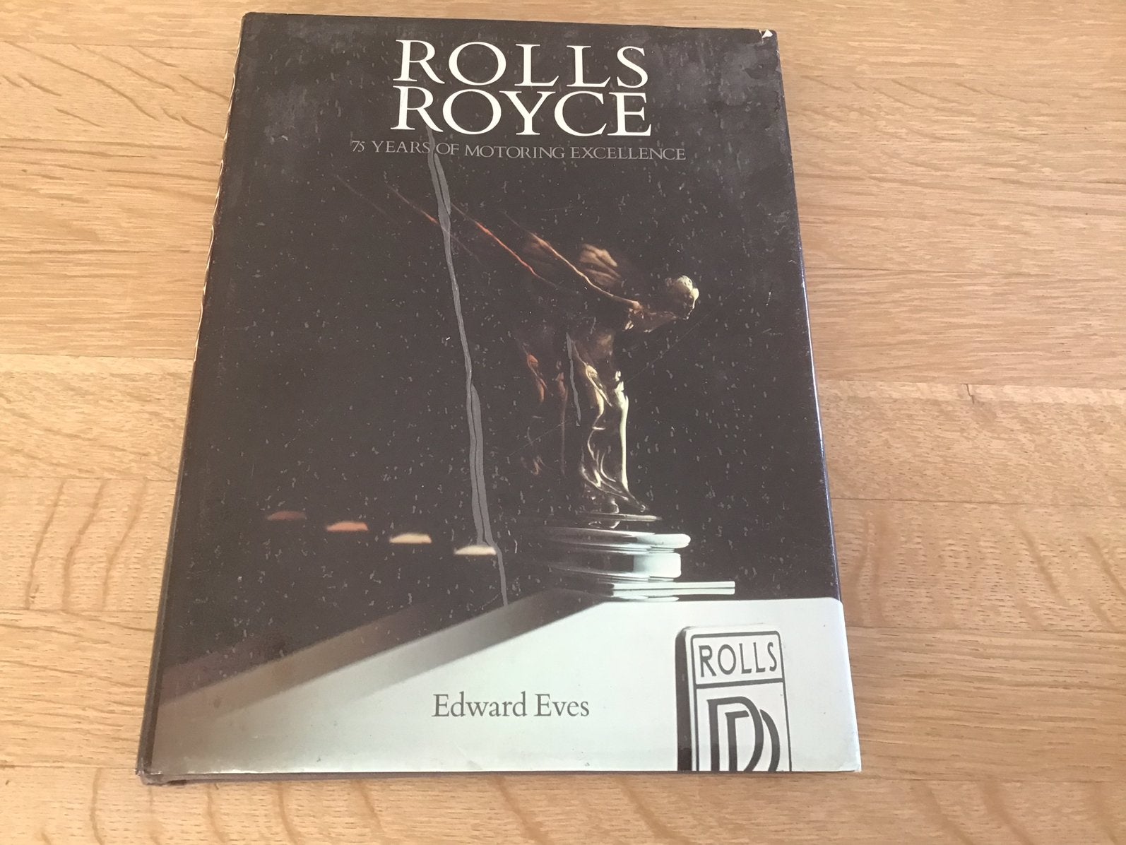 Rolls Royce, 75 years of motoring excellence - Edward Eves, Ophalen of Verzenden, Zo goed als nieuw, Overige merken