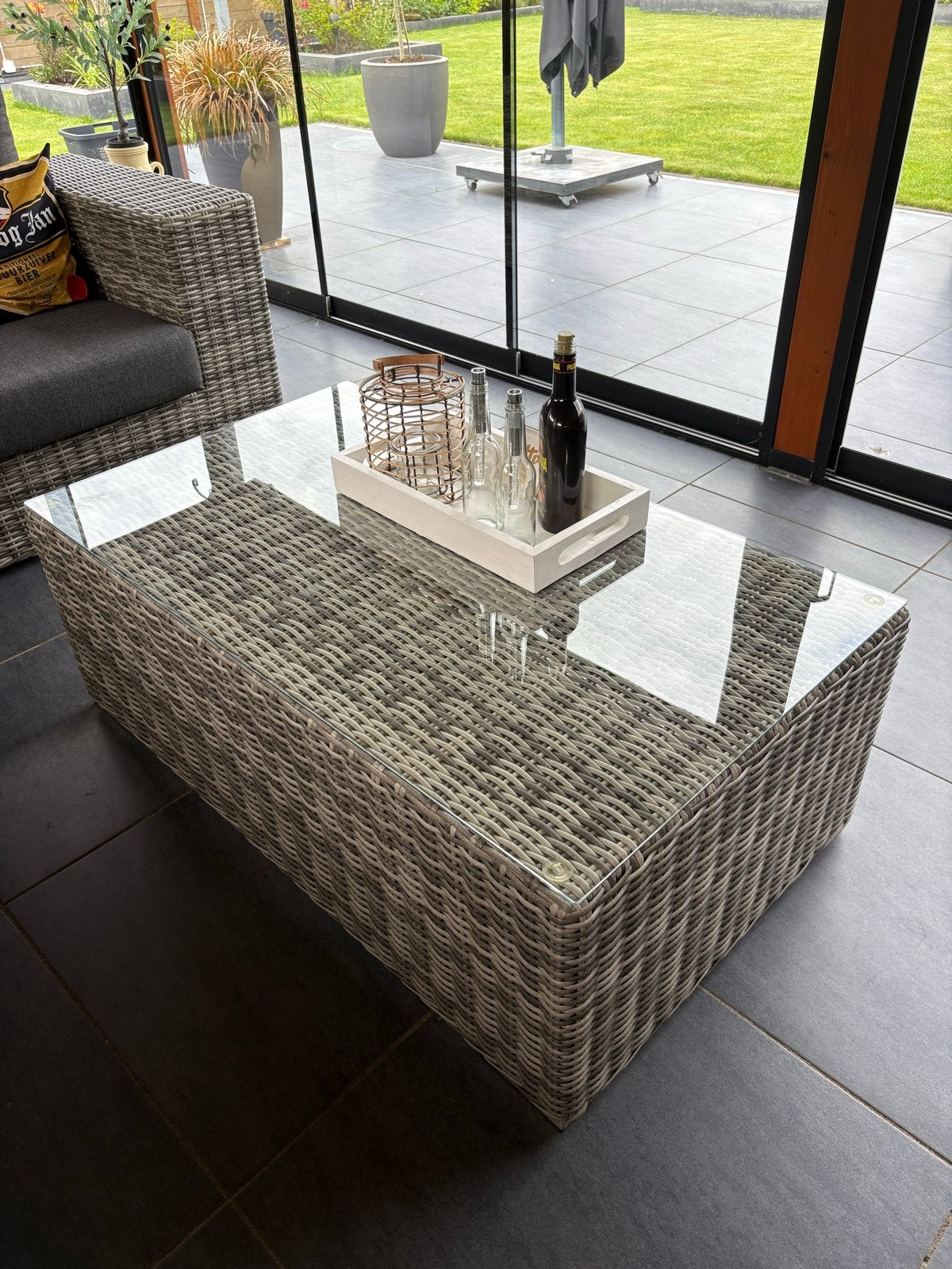 Polyrotan loungetafel met glasplaat - Zo goed als nieuw, Ophalen, Zo goed als nieuw, Rechthoekig, Wicker