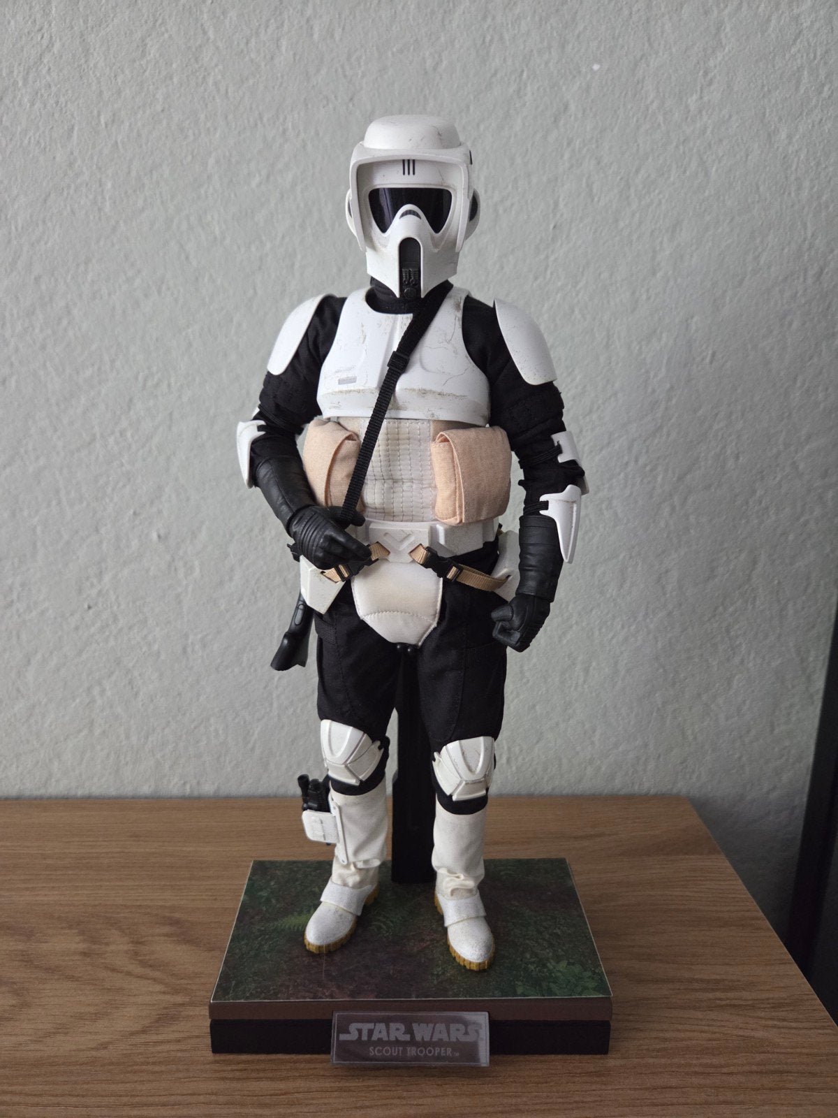 Hot Toys Scout Trooper Rotj, Ophalen of Verzenden, Zo goed als nieuw