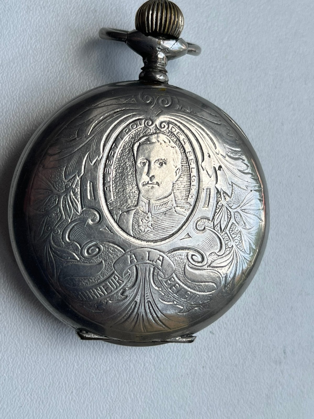 Zakhorloge 1e wo gegraveerd leiders van geallieerden, Verzenden, Landmacht, Nederland