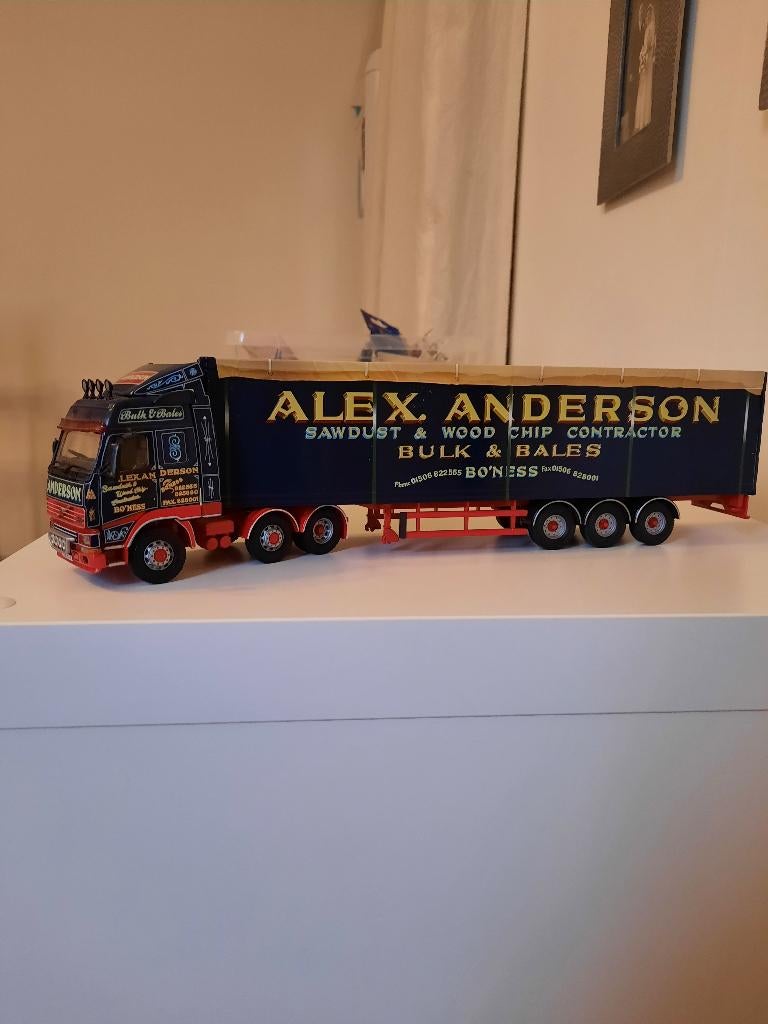 Volvo FH, Hobby en Vrije tijd, Modelauto's | 1:50, Ophalen of Verzenden, Zo goed als nieuw, Bus of Vrachtwagen, Corgi