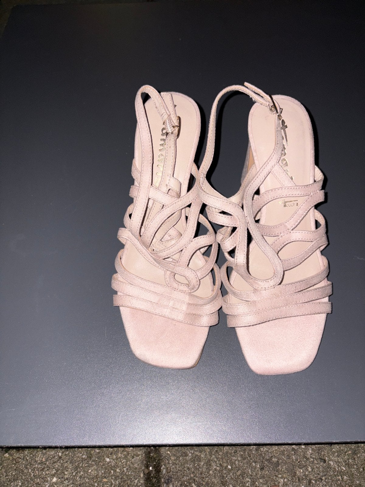 Roze sandalen met blokhak - Tamaris, Ophalen of Verzenden, Zo goed als nieuw, Roze, Sandalen of Muiltjes