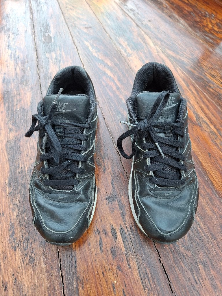 Nike air schoenen, Nike, Ophalen of Verzenden, Zo goed als nieuw, Sportschoenen