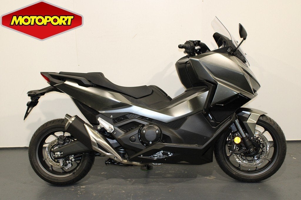 Honda NSS 750 Forza (bj 2026), Motoren, Motoren | Honda, Bedrijf, Mc.benelux@honda-eu.com, Honda Motor Europe Ltd. Belgian Branch