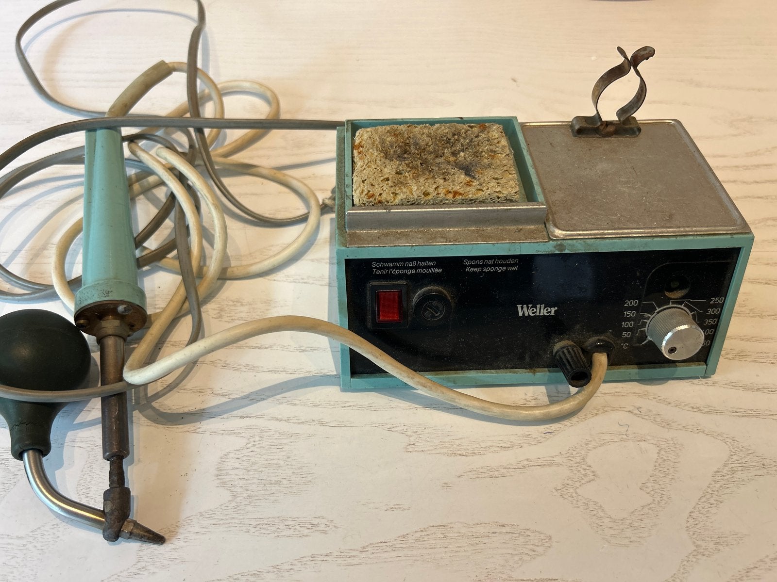 Weller Soldeerstation met temperatuurregeling, Ophalen, Gebruikt, Minder dan 150 ampère, Overige typen