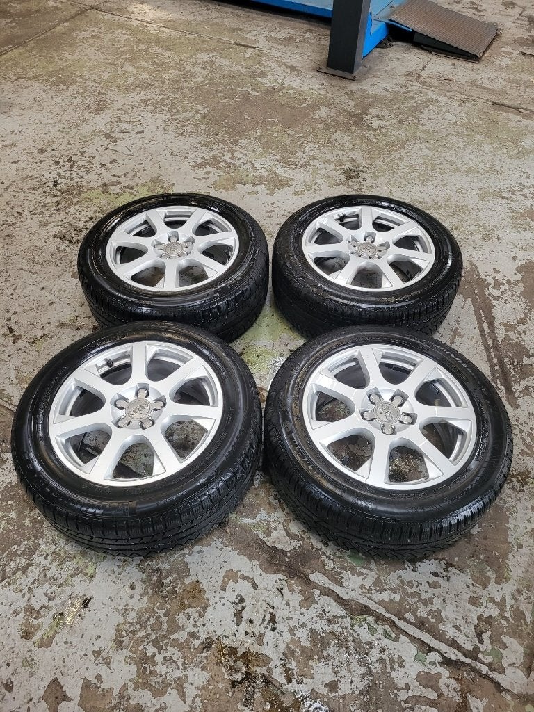 Winterwielen Audi 235/55/17 5x112, Ophalen, Gebruikt, Audi