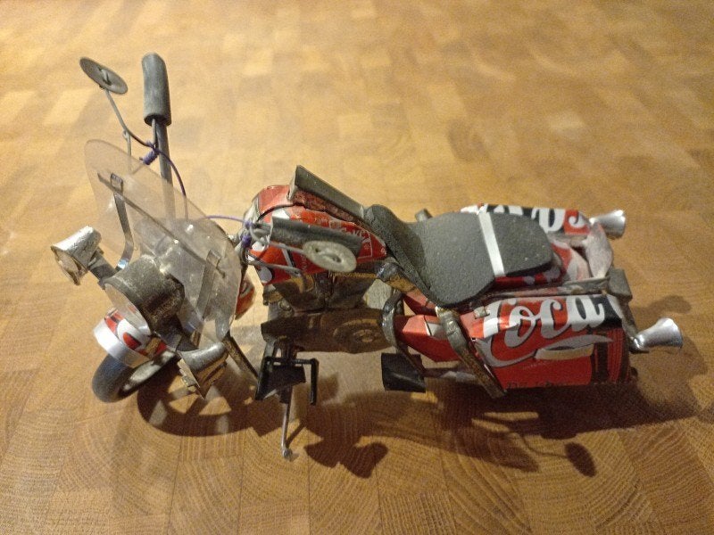 Harley Davidson motor van gerecycled Coca Cola blikmateriaal, Verzenden, Zo goed als nieuw, Overige typen