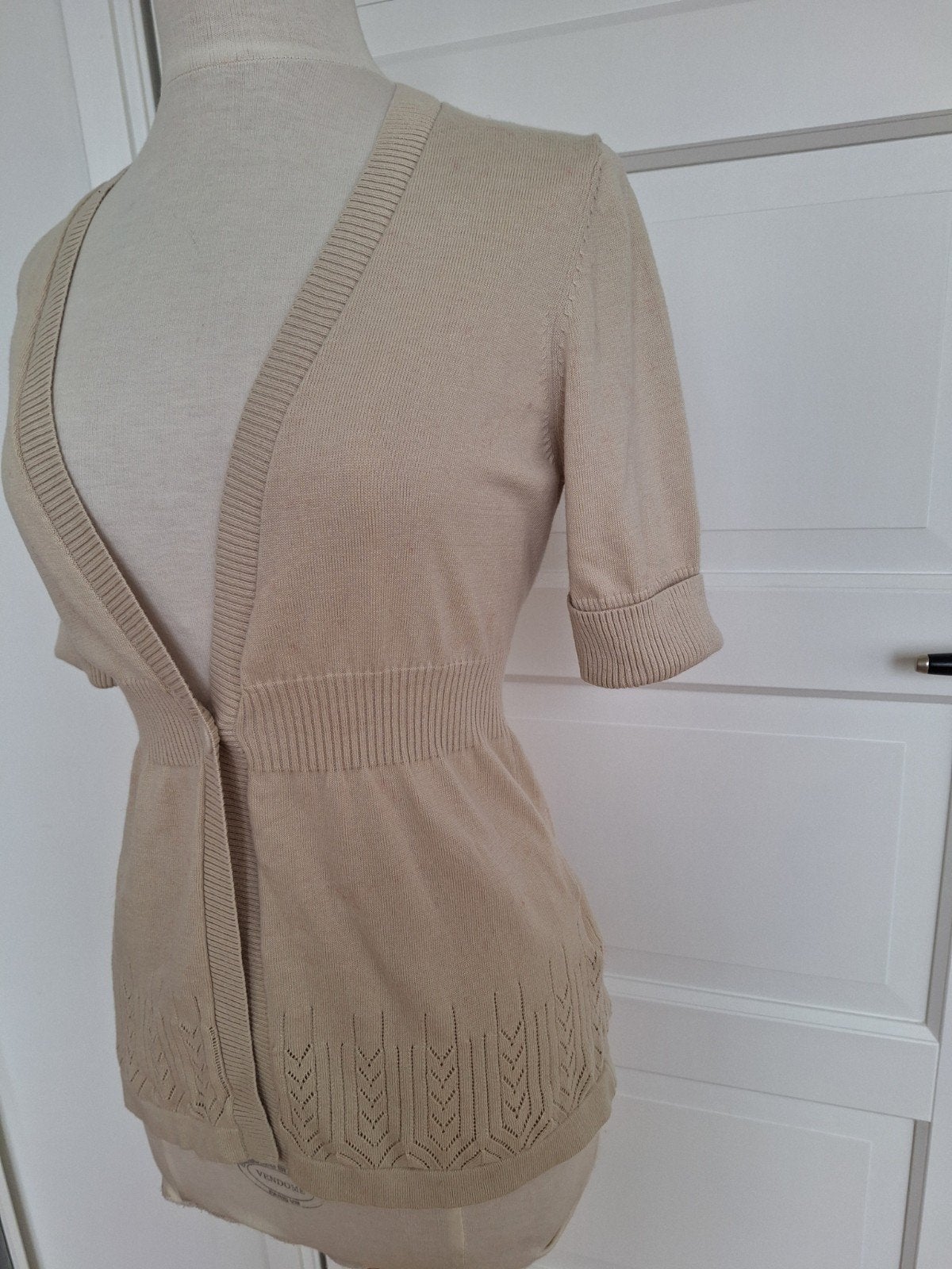 vest Esprit mt M Opruiming, Maat 38/40 (M), Beige, Ophalen of Verzenden, Zo goed als nieuw