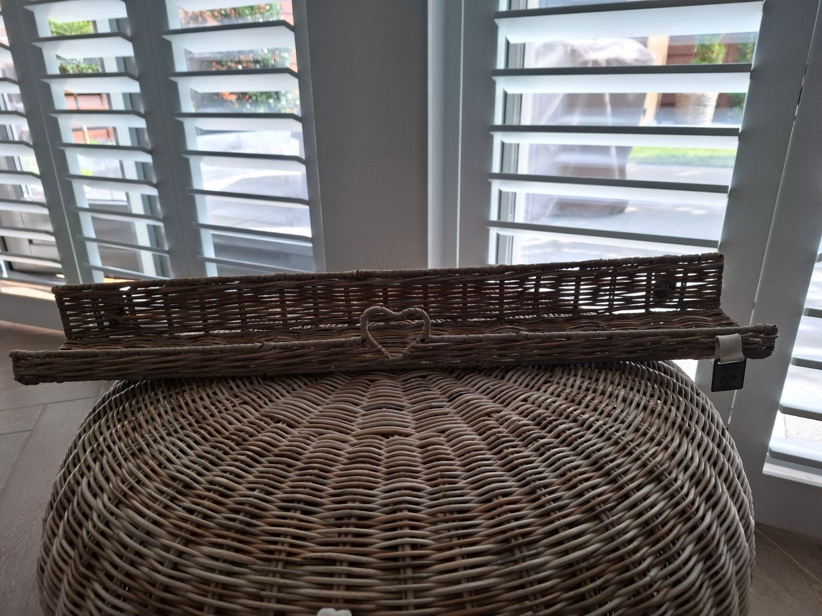 Riviera Maison  - rattan wandplank -, Huis en Inrichting, Woonaccessoires | Wandplanken en Boekenplanken, Ophalen, Zo goed als nieuw