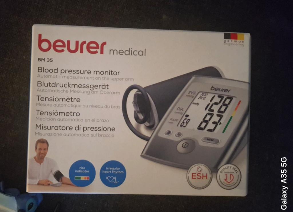Beurer BM 35 bovenarm bloeddrukmeter - Zo goed als nieuw, Ophalen of Verzenden, Zo goed als nieuw, Overige typen