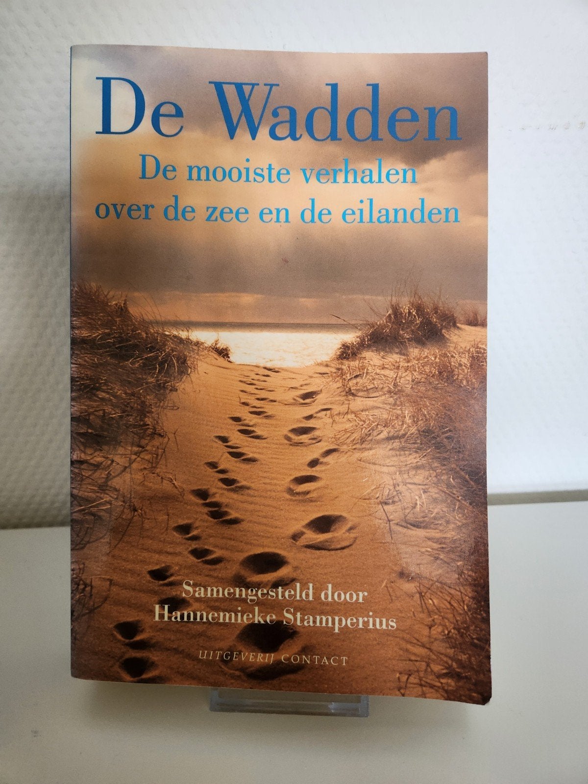De wadden - De mooiste verhalen over de zee en de eilanden, Boeken, Ophalen of Verzenden, Zo goed als nieuw, Nederland, Hannemieke Stamperius