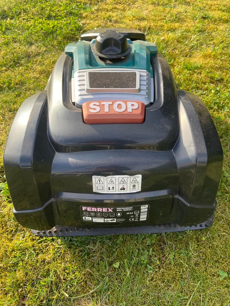 Ferrex R800Easy+ Robotmaaier - werkt goed!, Tuin en Terras, Ophalen, Gebruikt, Meer dan 25 cm