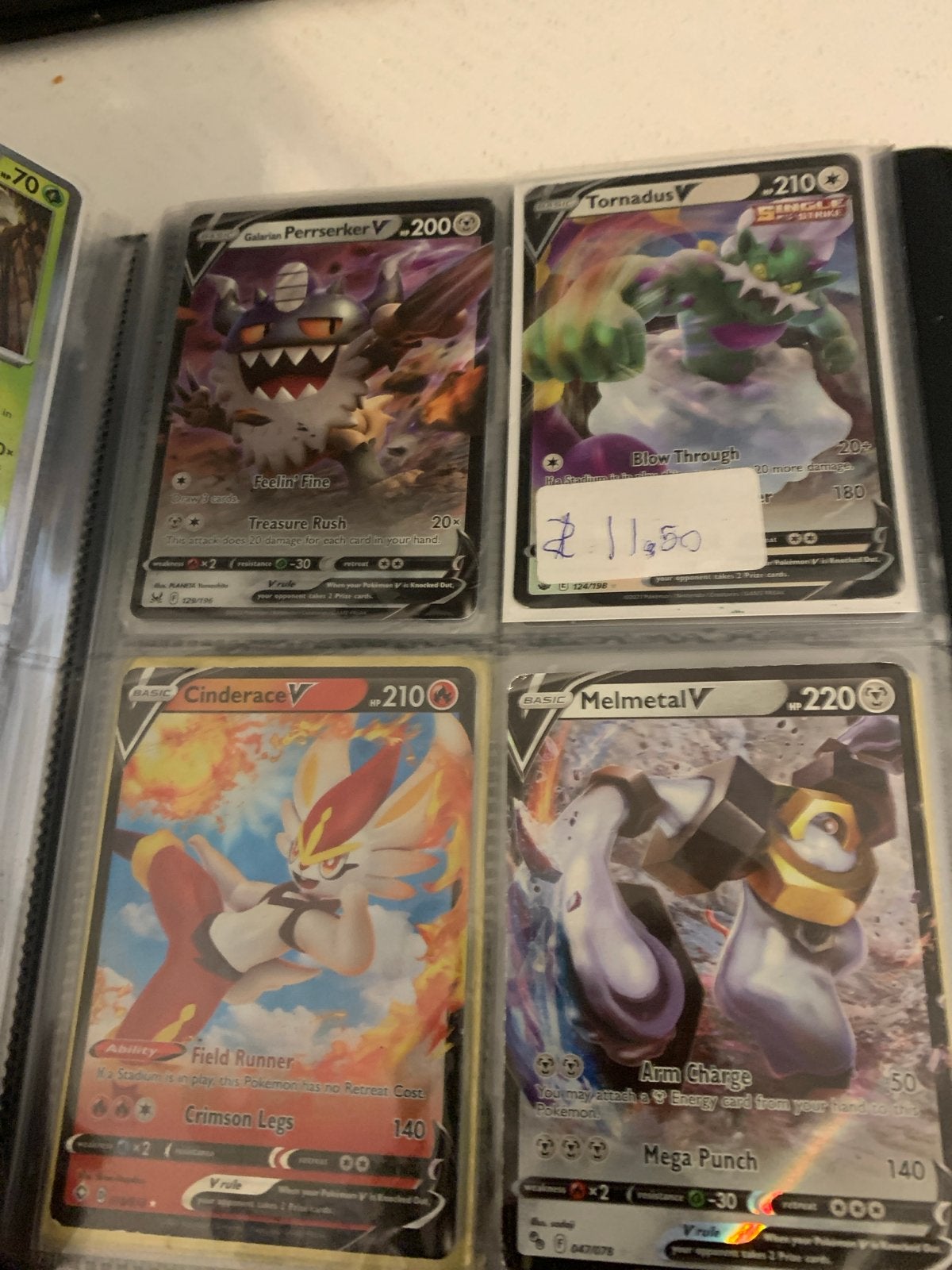 Pokémon V Kaarten: Galarian Perrserker, Tornadus, Cinderace,, Ophalen of Verzenden, Zo goed als nieuw, Meerdere kaarten