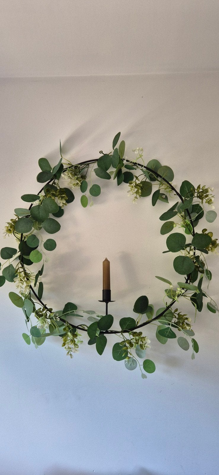 metalen ring ,met nep eucalyptus en kaars, Ophalen