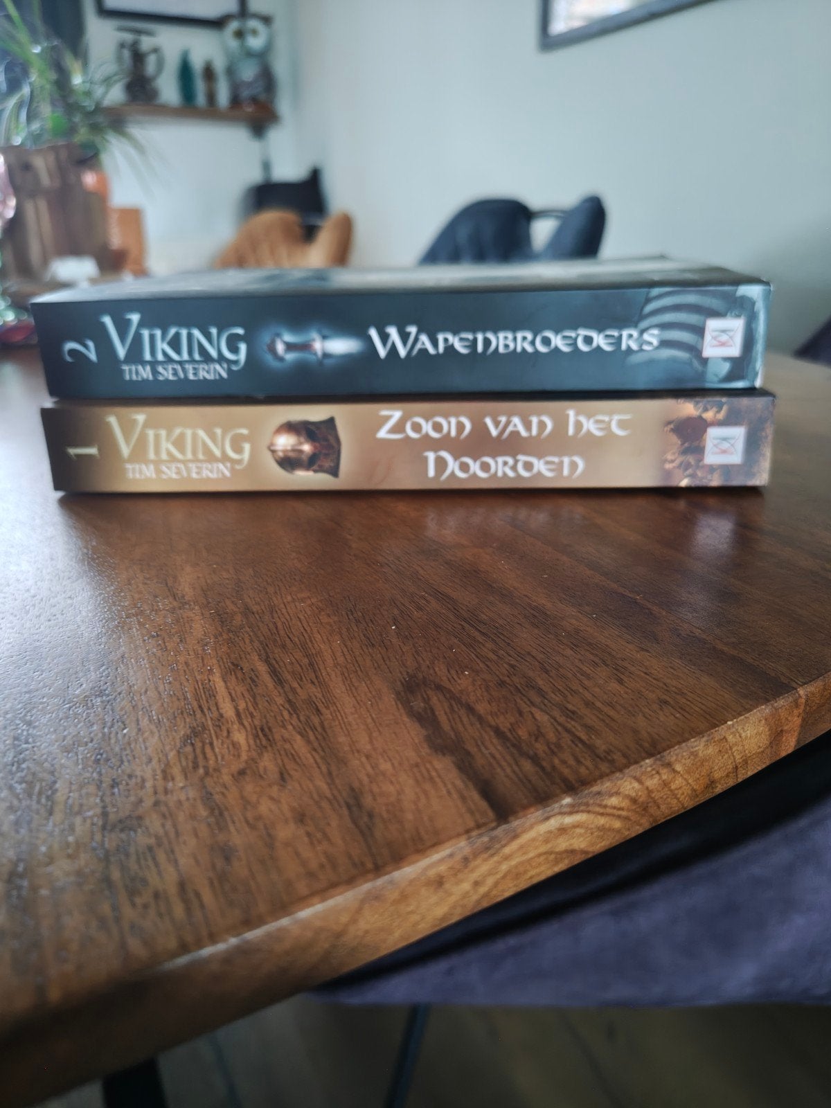 Viking boeken: Zoon van het Noorden & Wapenbroed, Ophalen of Verzenden, Zo goed als nieuw, Tim Severin