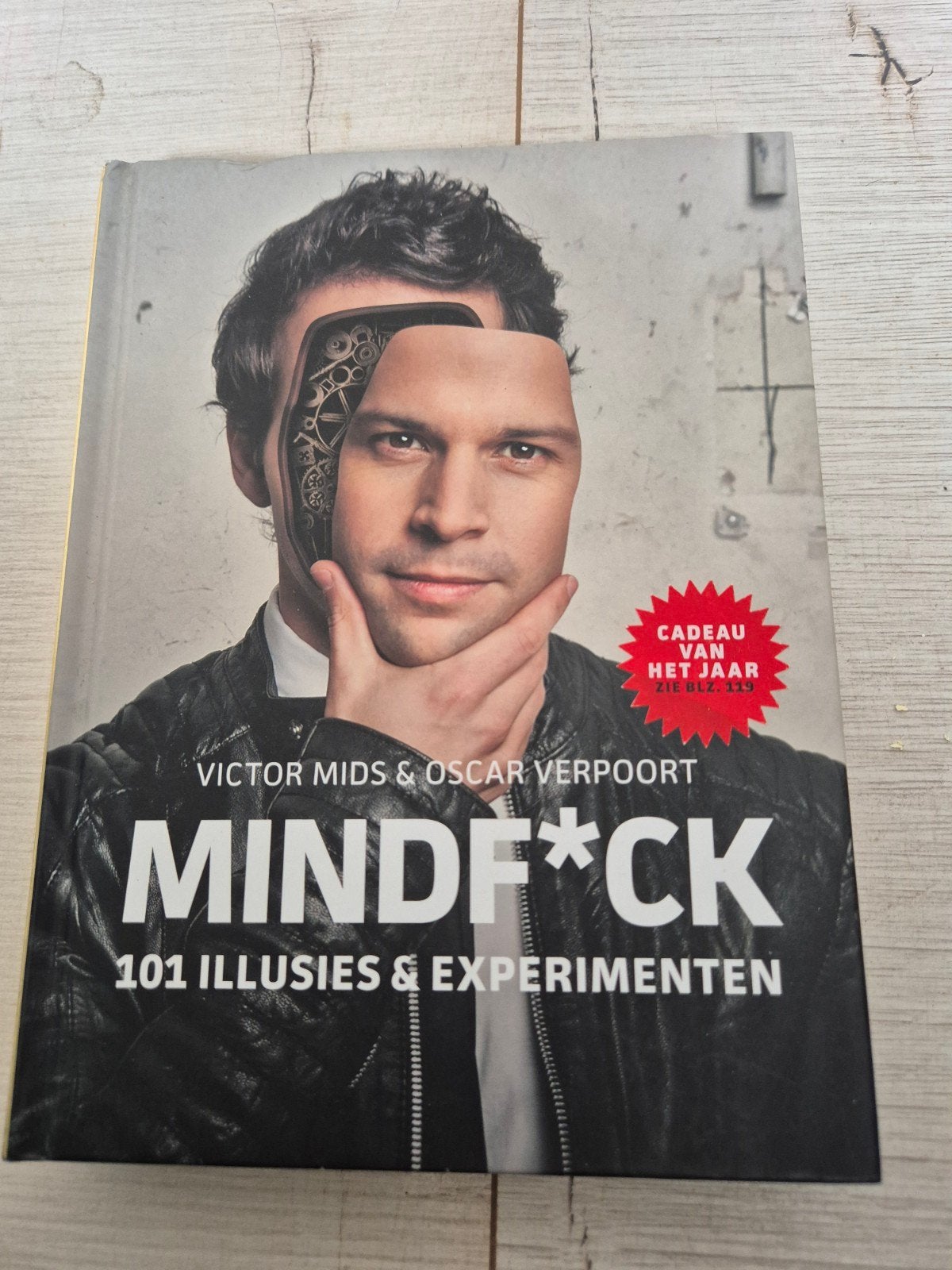 MINDFUCK boek: 101 Illusies & Experimenten, NIEUW, Boeken, Ophalen, Nieuw, Victor Mids; Oscar Verpoort