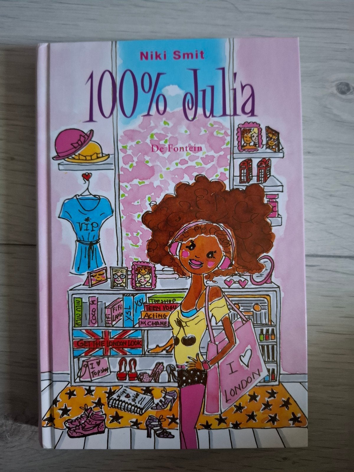 100% Julia - Leuk kinderboek van Niki Smit, Ophalen of Verzenden, Gelezen, Niki Smit, Fictie algemeen