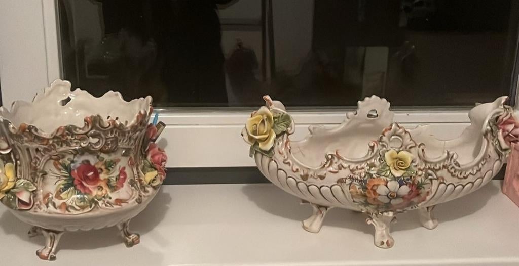 Prachtige porseleinen set met bloemdecoratie, Ophalen