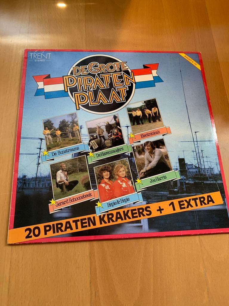 De Grote Piraten Plaat - 20 Piraten Krakers + 1 Extra LP, Gebruikt, Ophalen of Verzenden, 1970 - 1979, Levenslied of Smartlap