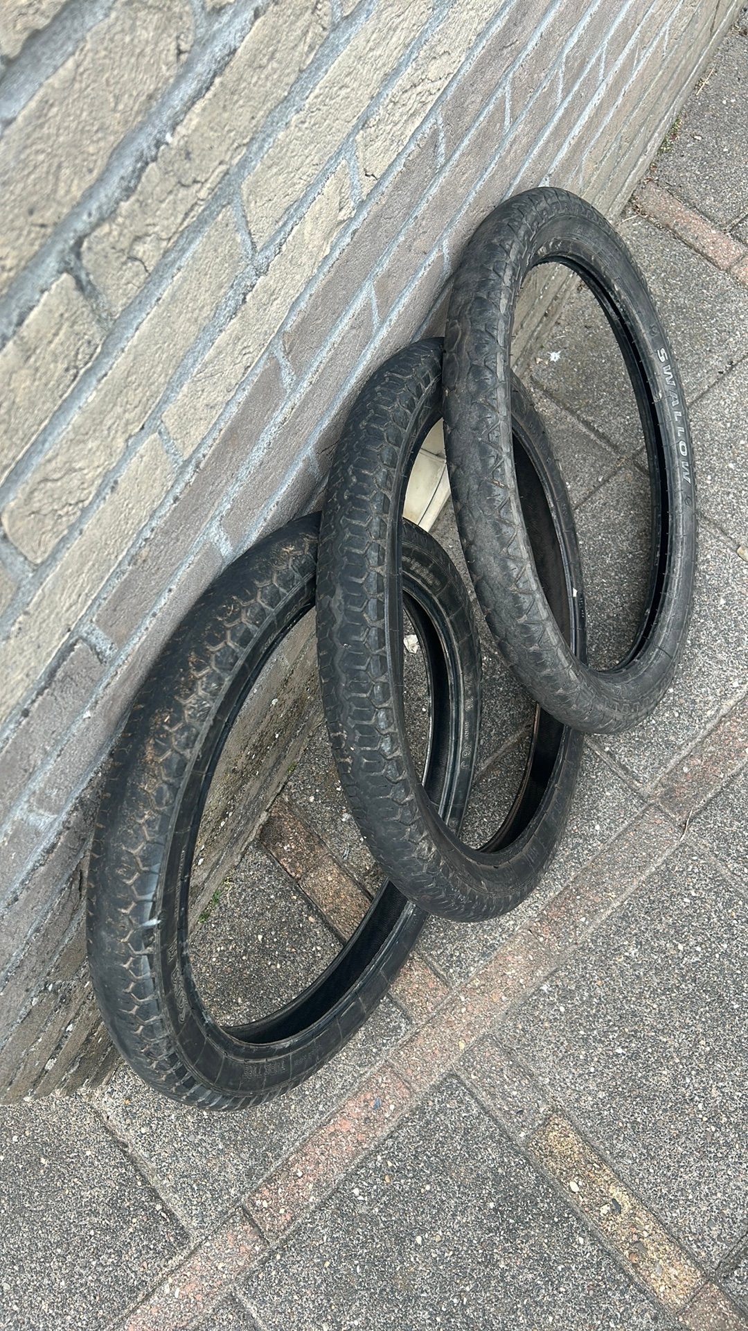 Tomos (ook puch) buitenbandjes 16 inch, Fietsen en Brommers, Ophalen, Zo goed als nieuw, Overige typen