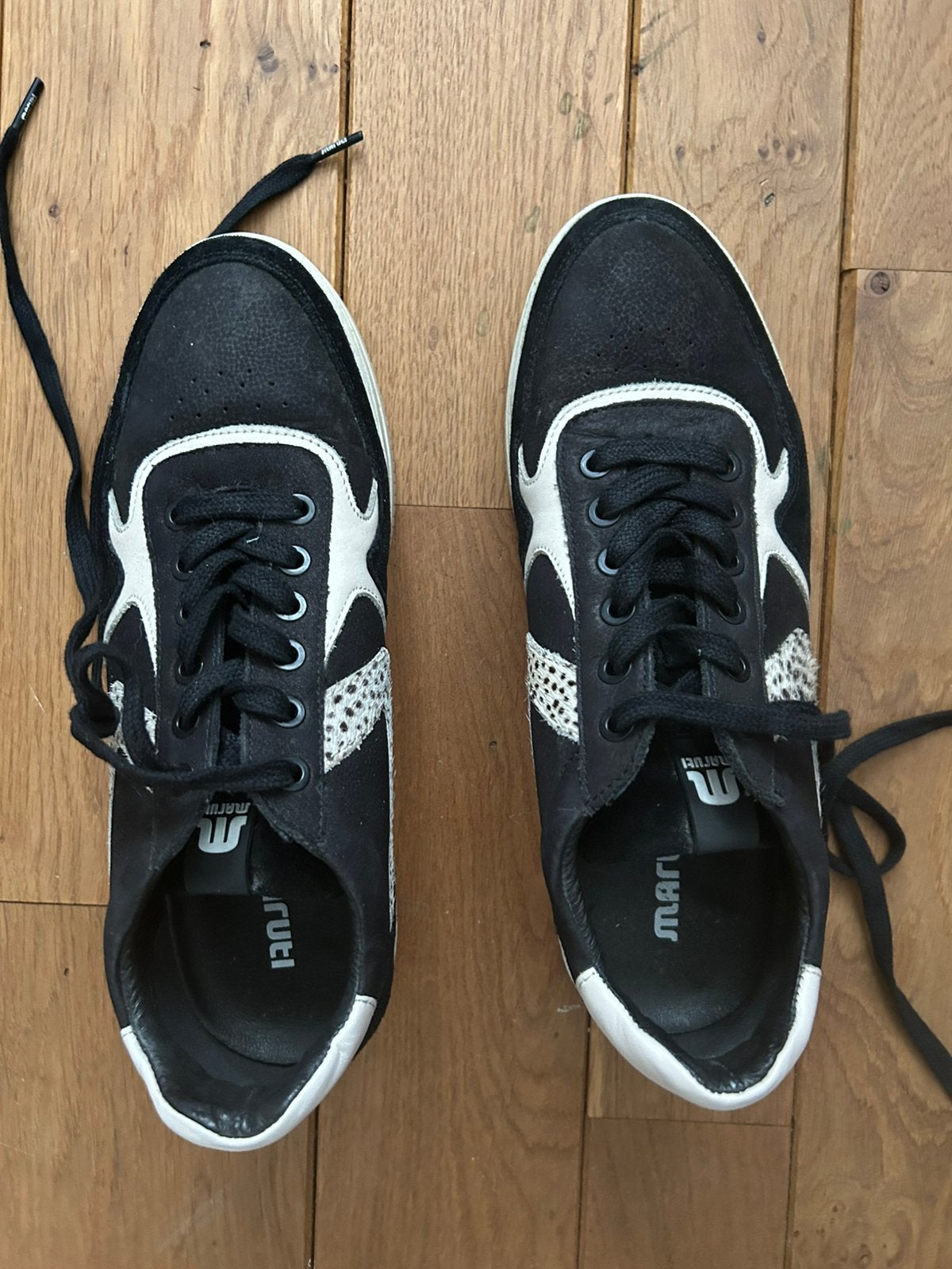 Maruti sneakers, Kleding | Dames, Schoenen, Zwart, Ophalen of Verzenden, Sneakers of Gympen, Gedragen