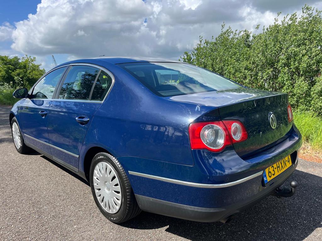 Volkswagen Passat 1.4 TSI | Clima | Cruise | Trekhaak | APK, Auto's, Voorwielaandrijving, 15 km/l, Blauw, 122 pk