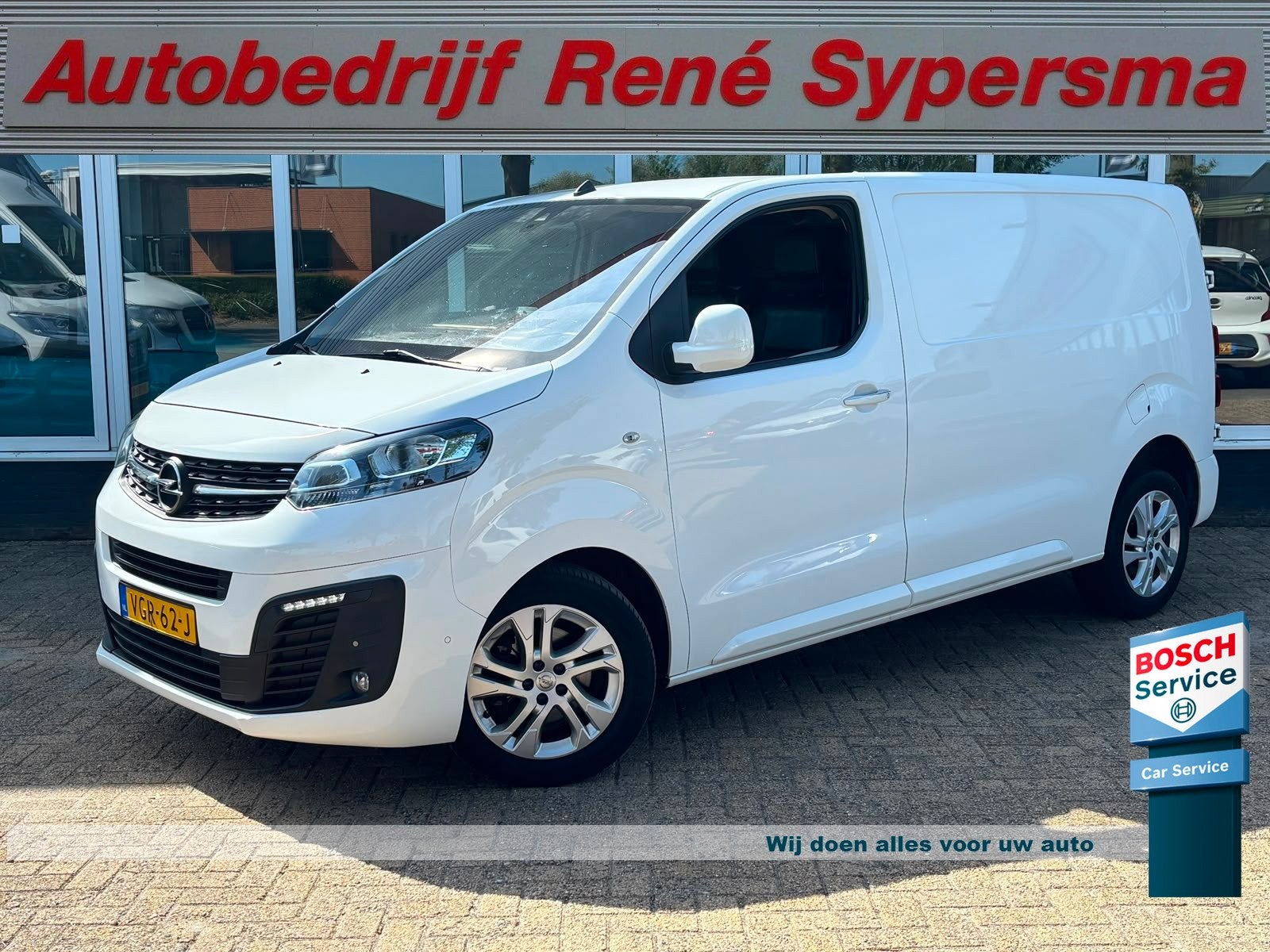 Opel Vivaro 2.0 CDTI L3H1 Innovation | Automaat | 360 Camera, Gebruikt, 4 cilinders, 1657 kg, Leder en Stof
