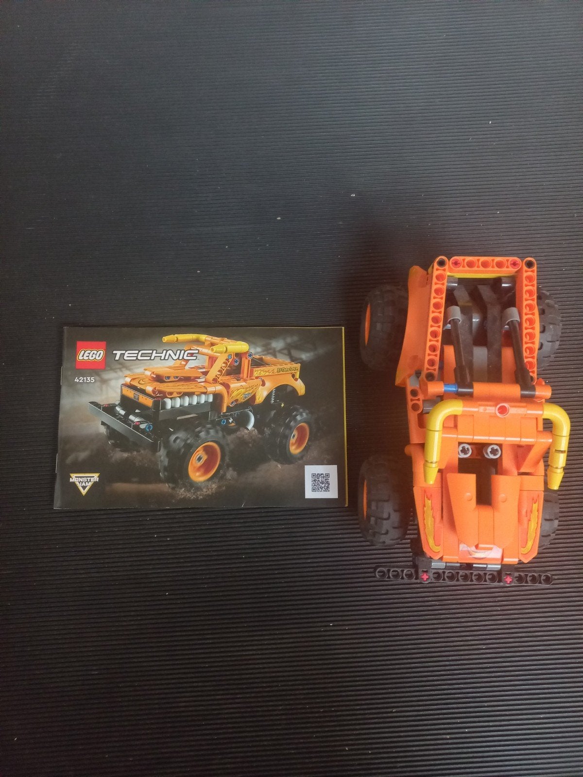 LEGO Technic Monster Jam Megalodon 42134 (Zonder doos), Ophalen