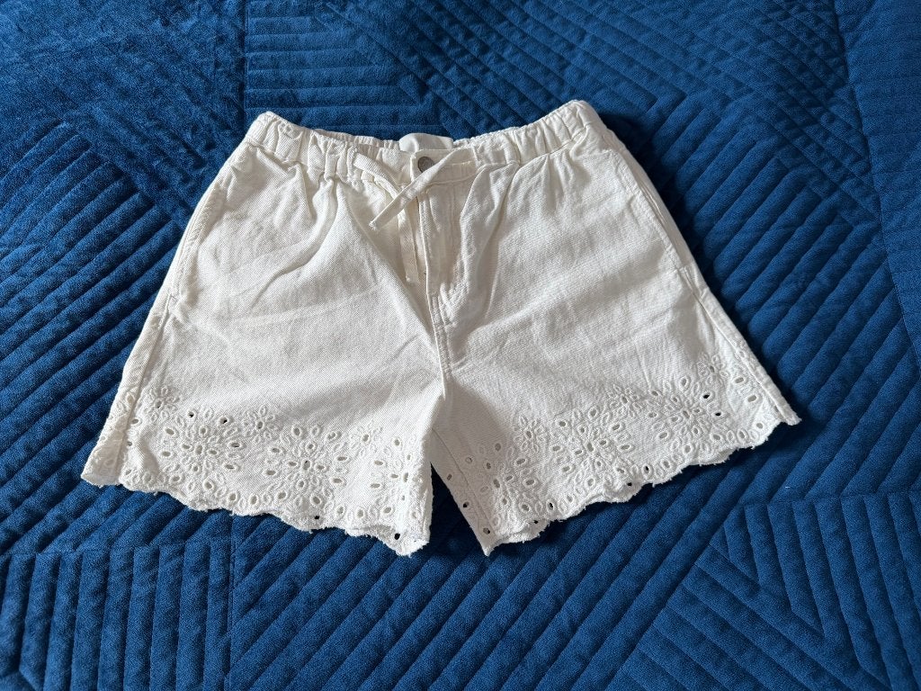 Shorts Zara 8- 9 jaar wit, Broek, Meisje, Nieuw, Ophalen of Verzenden