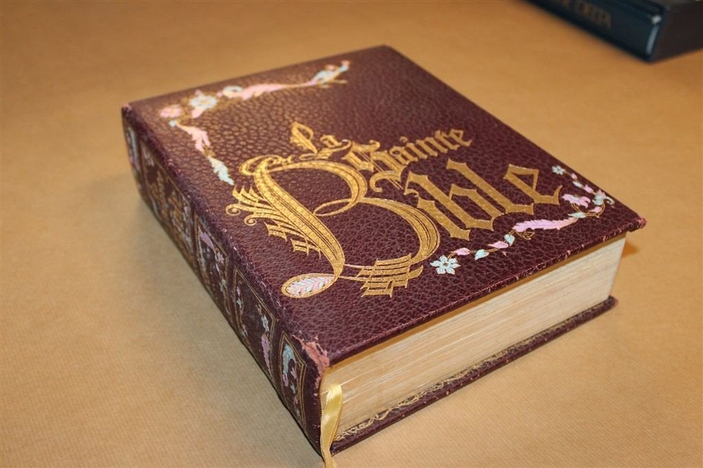 La Sainte Bible — Luxe Franse Bijbel Goud op Snee 1979, Ophalen of Verzenden, Gelezen