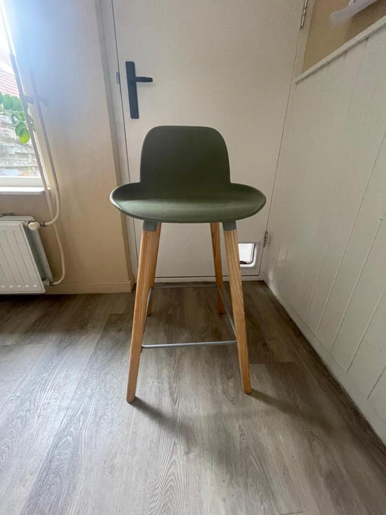Groene barkruk Zuiver Albert Kuip, Ophalen, Gebruikt, Hout, 90 cm of meer