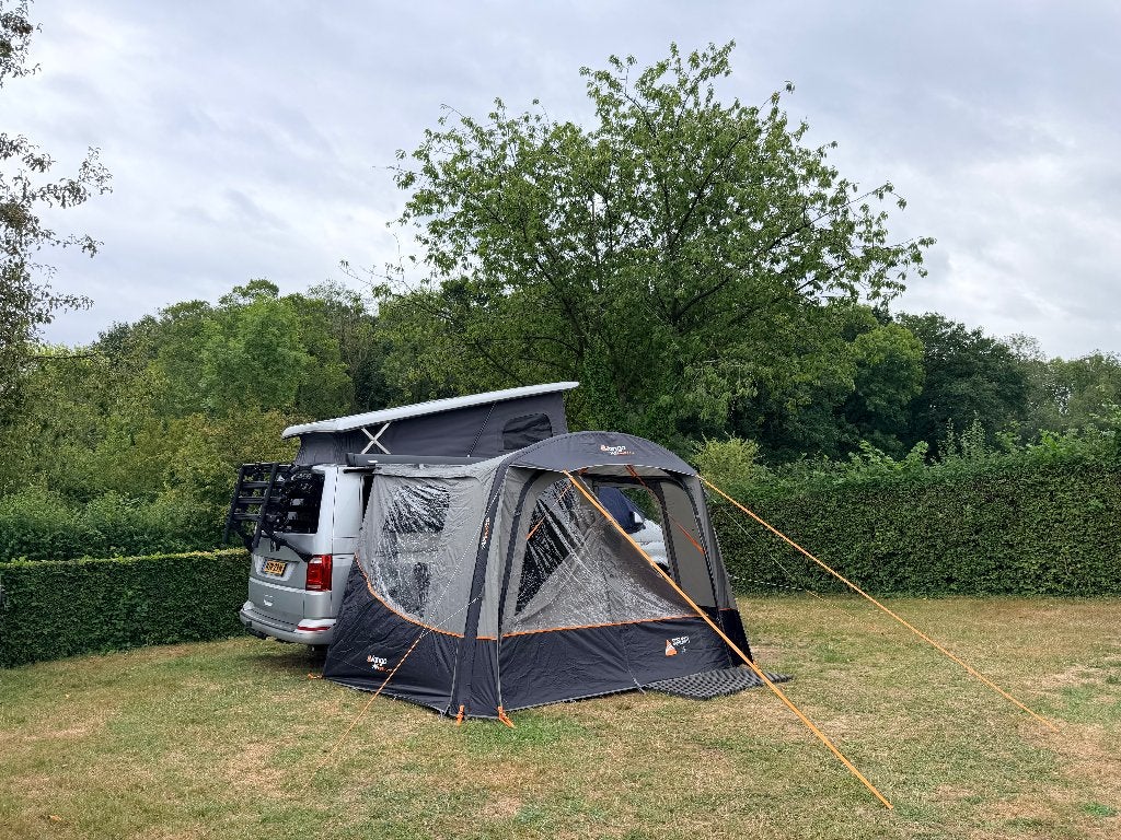 Vango Sunlight Air buscamper tent (zo goed als nieuw), Caravans en Kamperen, Tenten, Ophalen, Zo goed als nieuw, Tot en met 2
