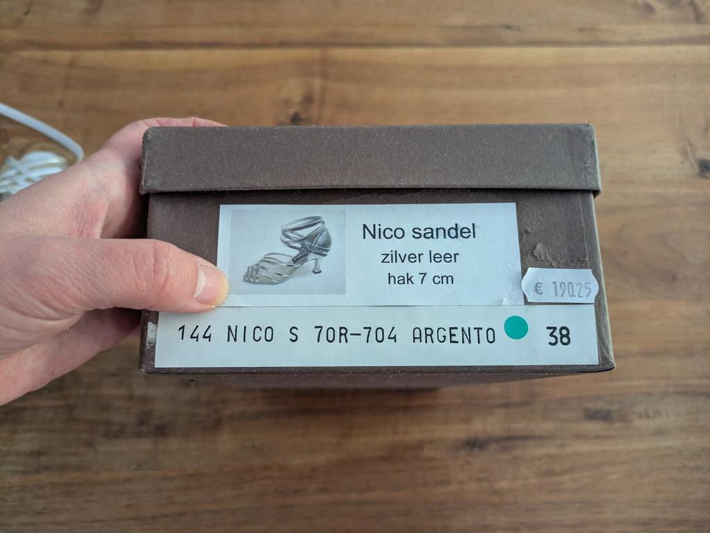 Zilver leren dansschoenen maat 38 made in Italy, Ophalen of Verzenden, Nieuw, Schoenen