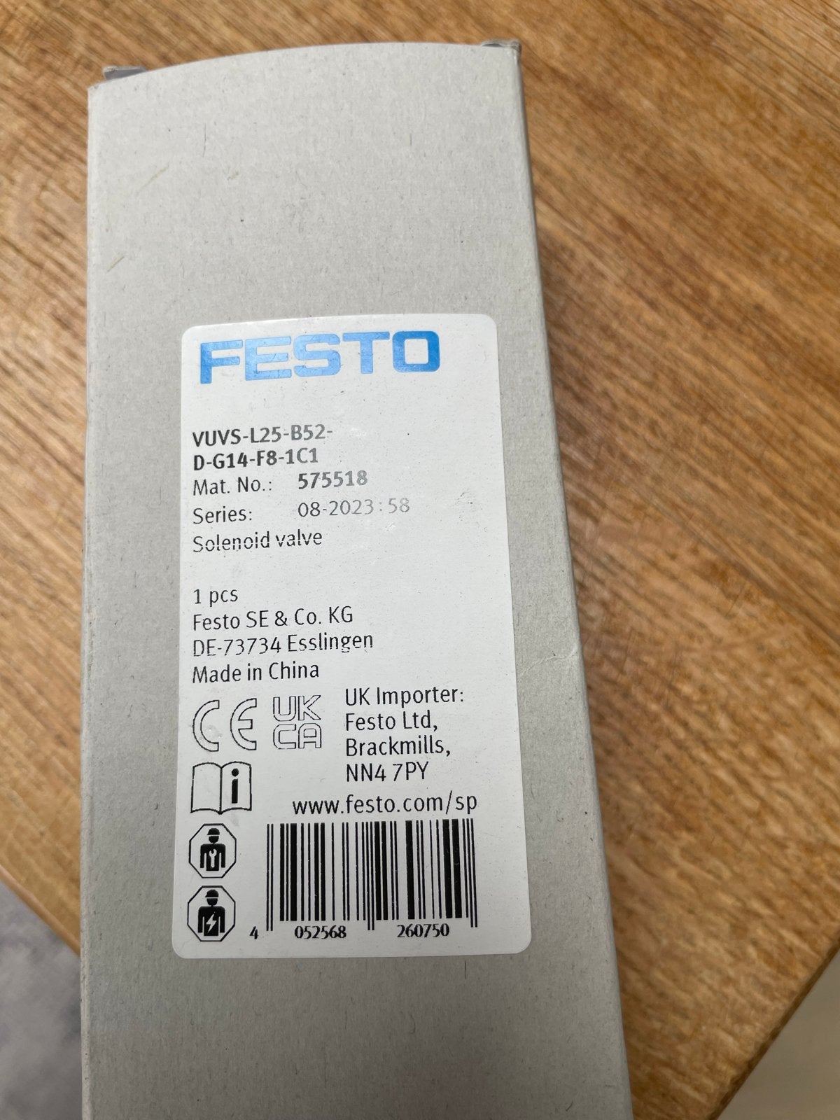 Festo Magneetventiel VUVS-L25-B52-D-G14-F8-1C1, Doe-het-zelf en Verbouw, Ophalen of Verzenden