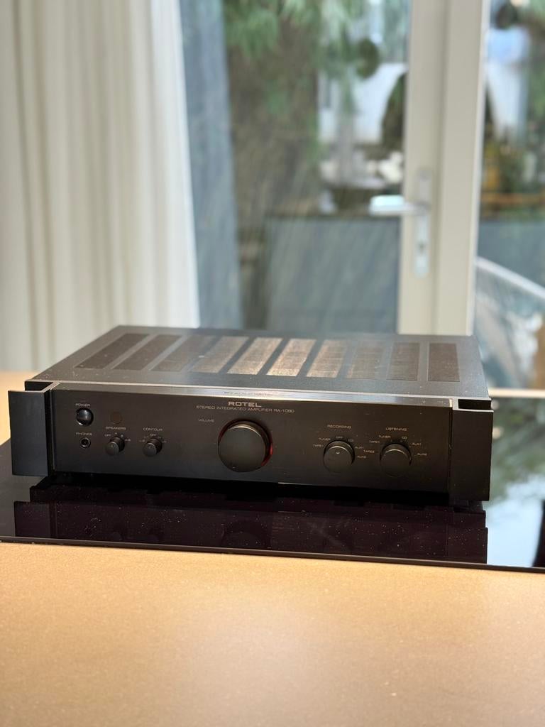 Rotel RA-1060 Versterker, Audio, Tv en Foto, Versterkers en Receivers, Ophalen, Zo goed als nieuw, 120 watt of meer, Overige merken